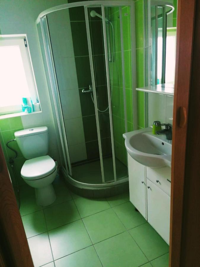 Apartmany Pri Auparku ปิเอชตานี ภายนอก รูปภาพ